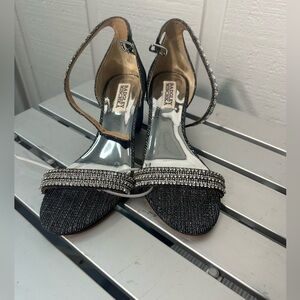 BADGLEY MISCHKA Tarika Chunky Heel Sandal Size 6 NWOT